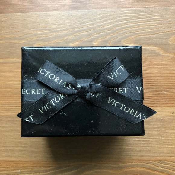 Victoria's Secret Golden Bangle Cuff - Picture 11 of 12